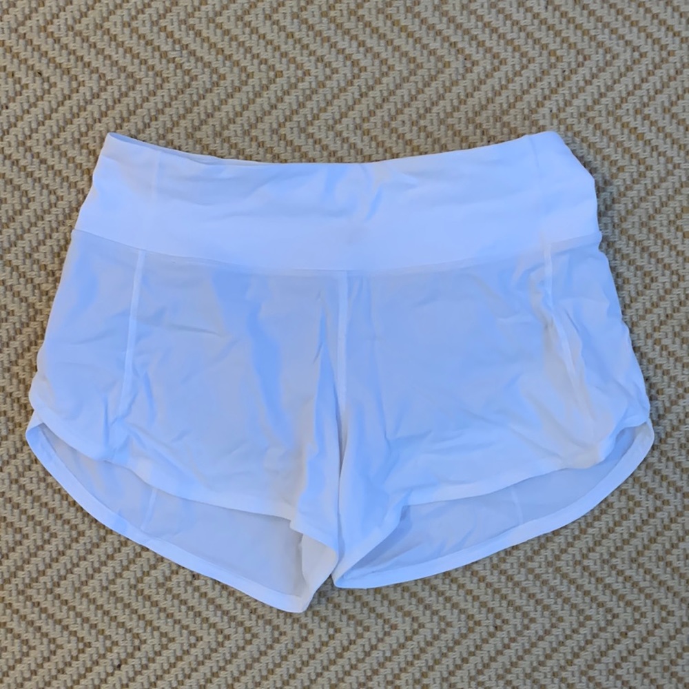 Lululemon White Shorts (Size 4)